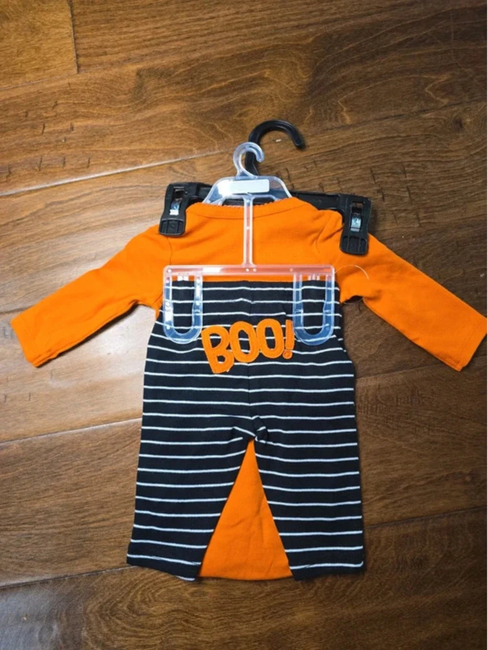 Nb brand new halloween outfit from carter's items, 608G8
